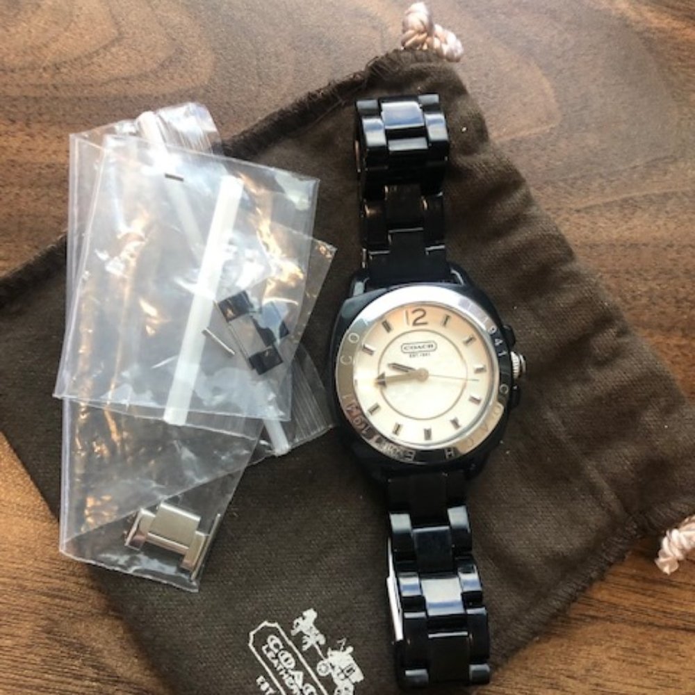 Pre-Owned-COACH Boyfriend Watch. Black & Silver.